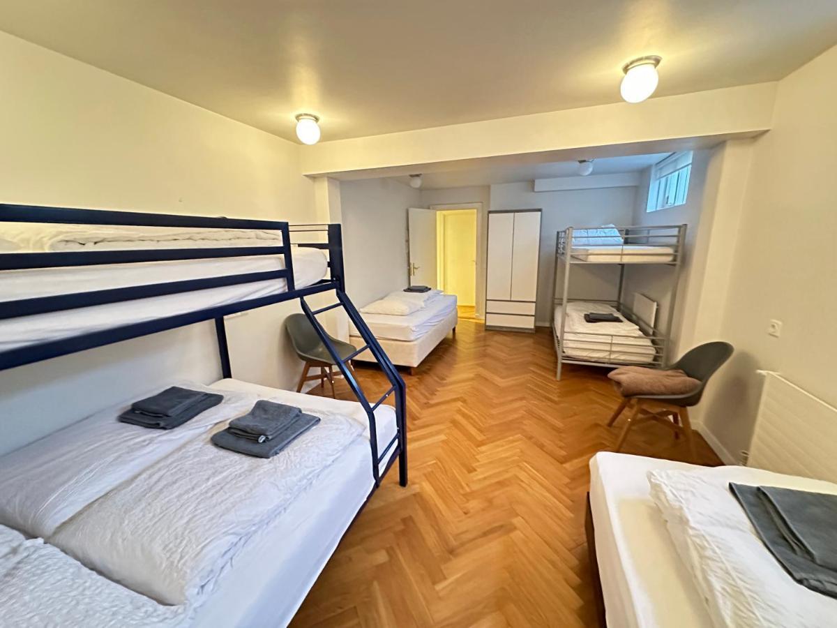 Big Villa Centrally Located In Рейкьявик Экстерьер фото